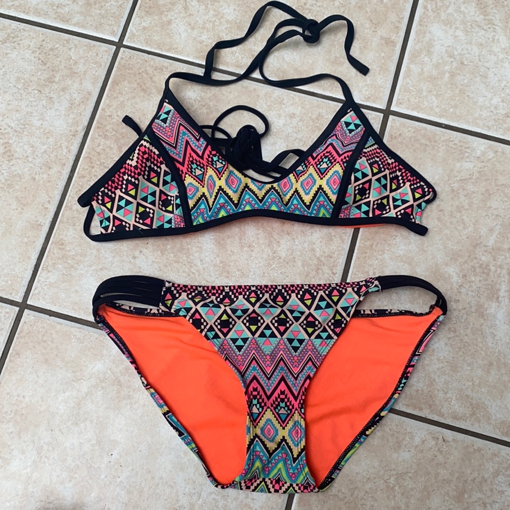 Swim suit